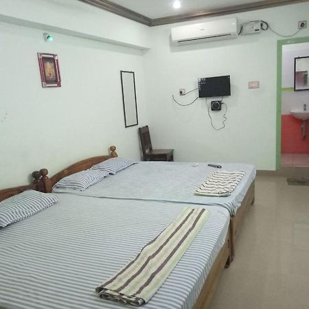 Pillaittiruvasal Sakthi Guest House & Residency, By Saraswathi Groups, Thirunallar, Karaikal المظهر الخارجي الصورة