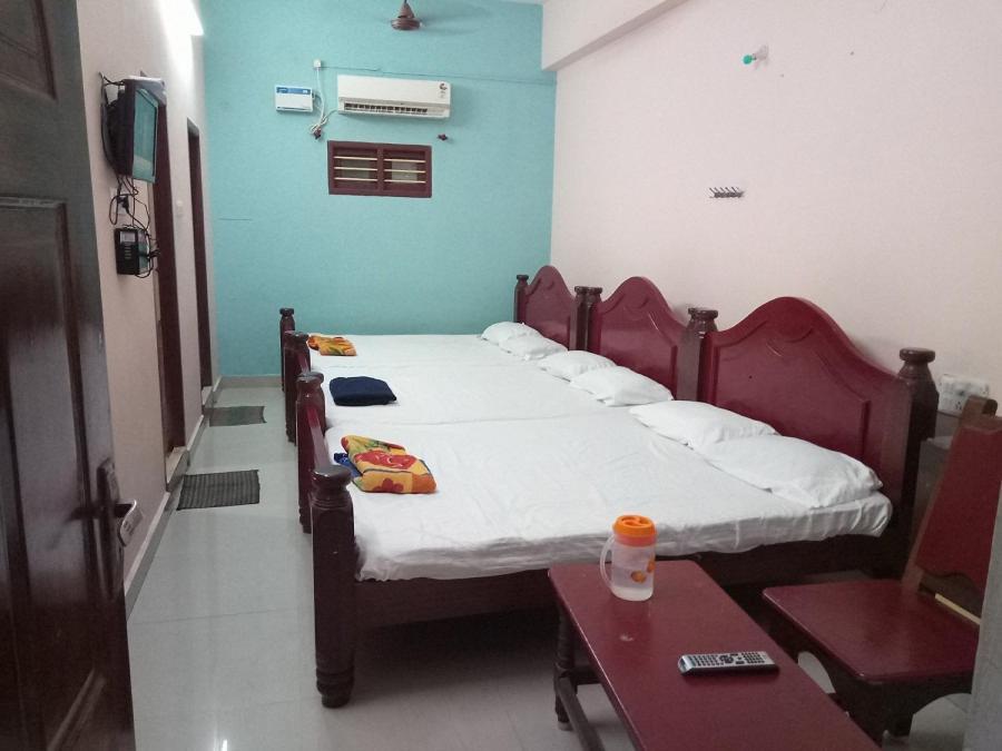 Pillaittiruvasal Sakthi Guest House & Residency, By Saraswathi Groups, Thirunallar, Karaikal المظهر الخارجي الصورة